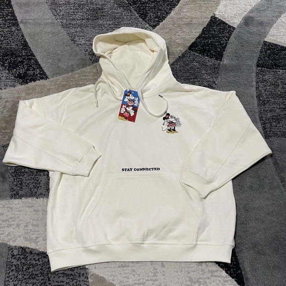 Levis Disney Sweatshirt Hoodie Adult XL Ivory Mickey Minnie Heavy Pullover NEW - Picture 3 of 16